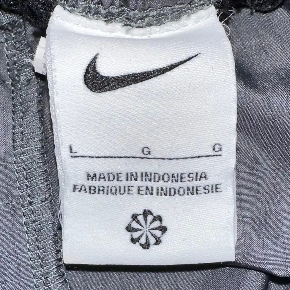 Nike Men’s Dark Grey Packable Cargo Pocket Volley Swim Shorts Size Large